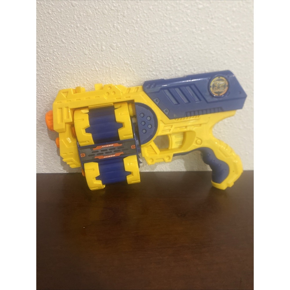Zuru X-Shot Xcess Blaster Foam Dart Gun‎ Toy with 12 Foam Double Barrel